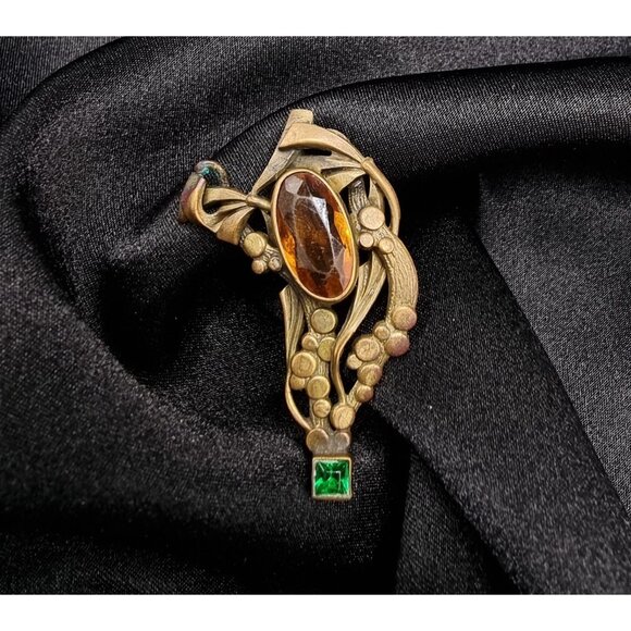 Rare Find Antique Art Nouveau Brass Brooch W/ Amber & Green Glass Gemstones - Picture 2 of 5